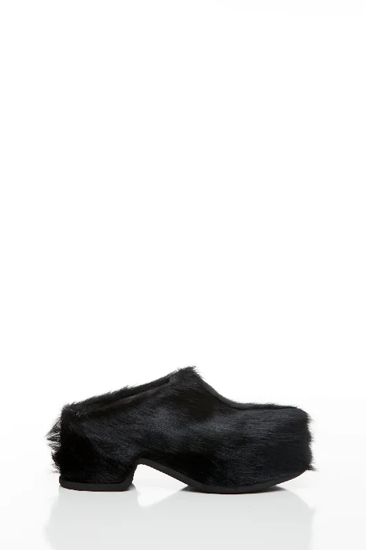 Lightweight Men's WindbreakersDries Van Noten Fur Clogs in Black