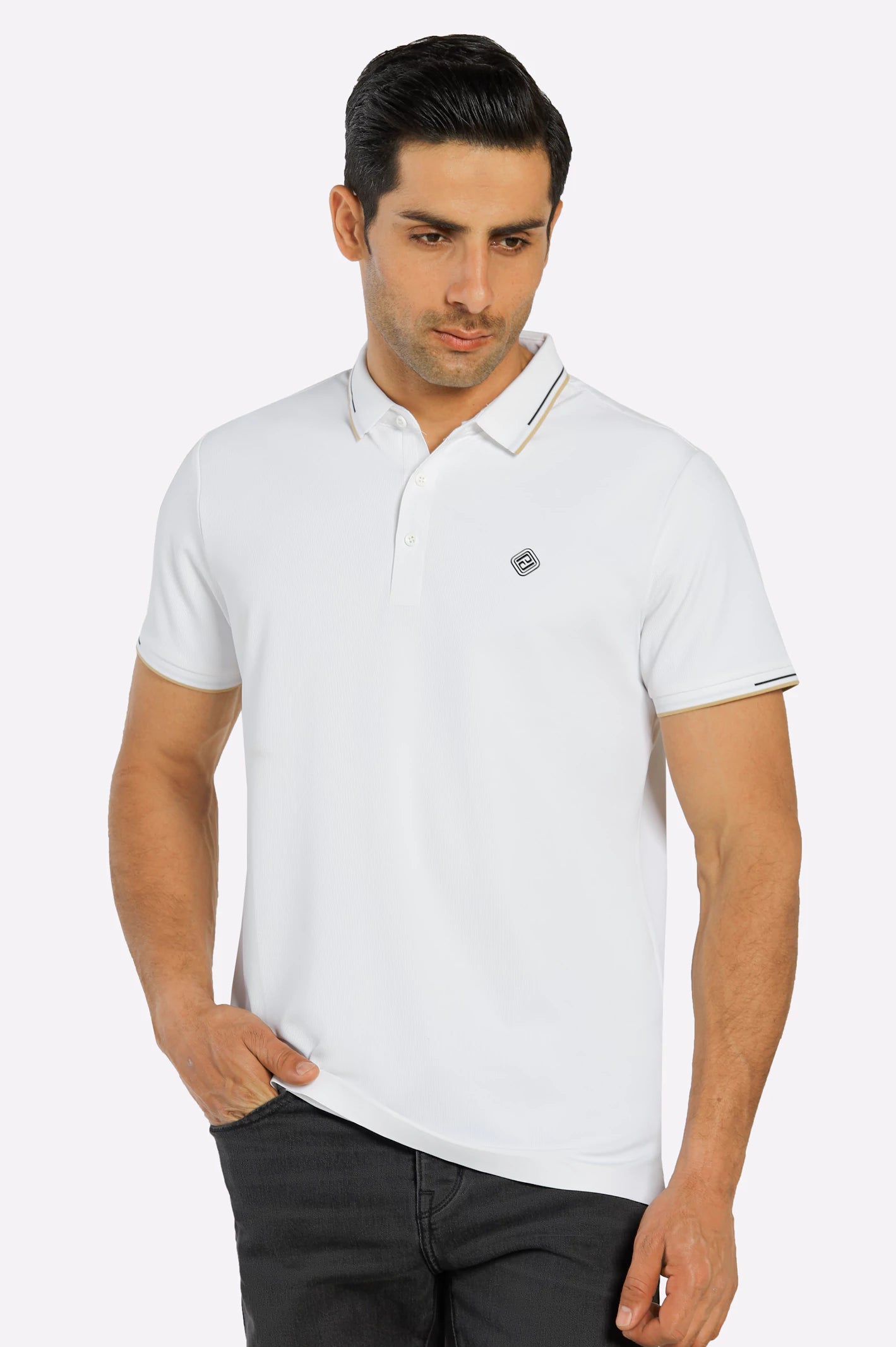 Men's Shirts with Wrinkle-Resistant FabricWhite Yarn Dyed Polo