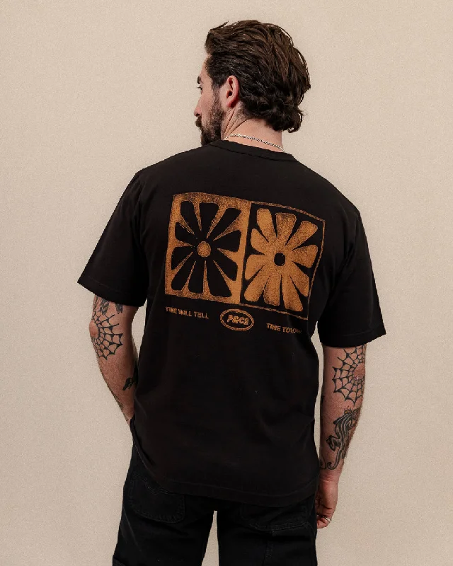 Men's Shirts for BoatingTime Will Tell T-Shirt - Washed Black