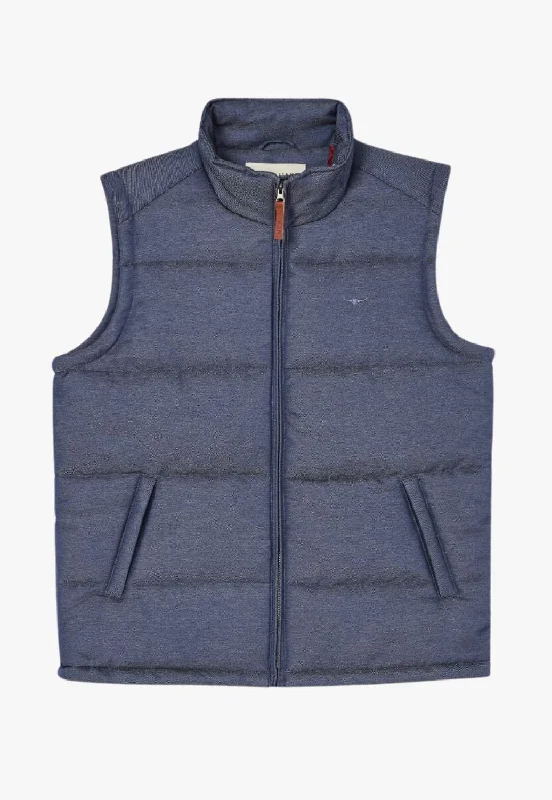 Men's Coats with Tactical FeaturesR.M. Williams Mens Patterson Creek Vest