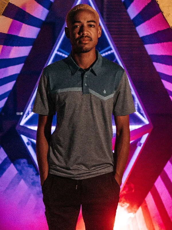 Men's Shirts with Asymmetrical HemlinesHazard Break Short Sleeve Polo - Storm Cloud
