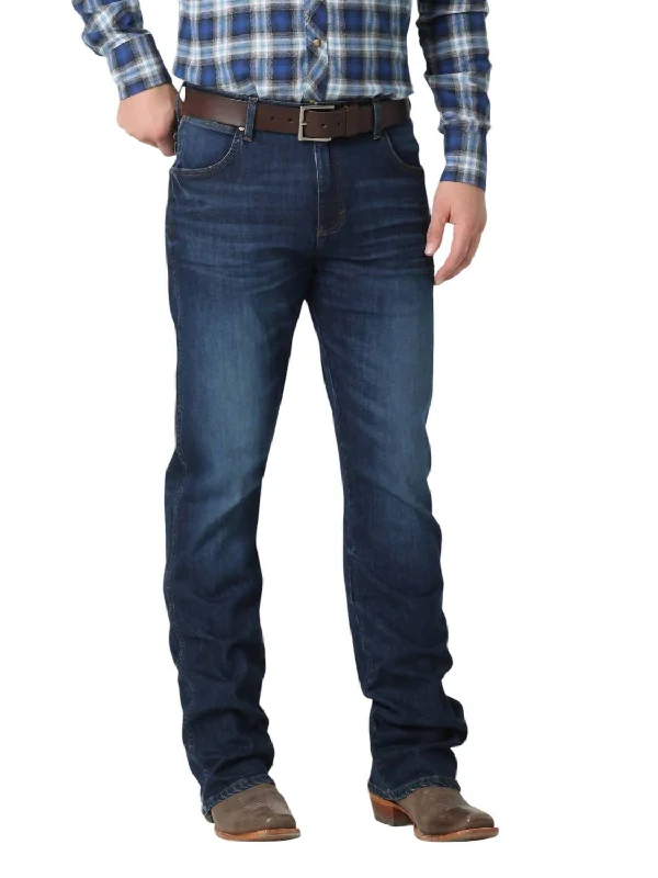 Everyday Casual Men's JeansRetro Relaxed Boot Cut Jean In Arvada