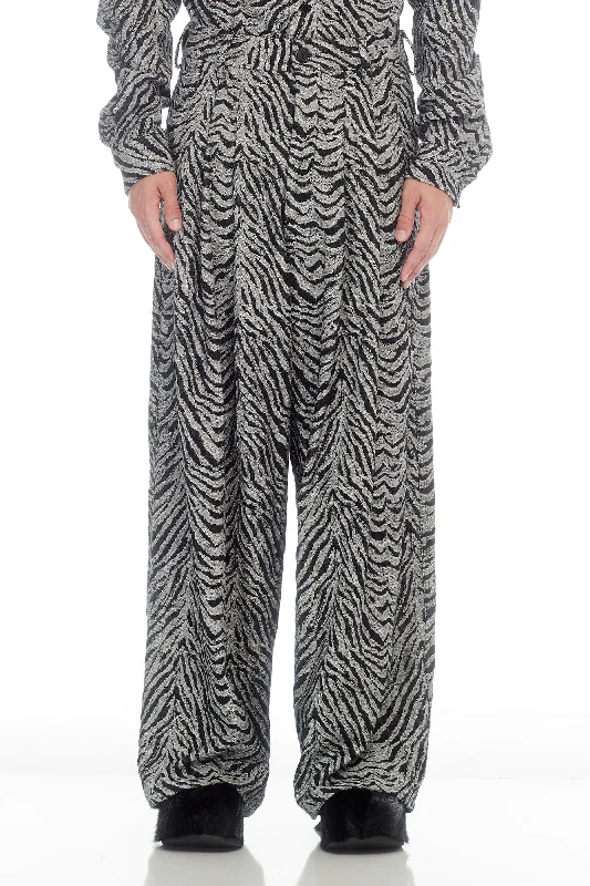 Men's Coats for Every OccasionLu'u Dan Unisex  Jeans in Black Tiger Jacquard