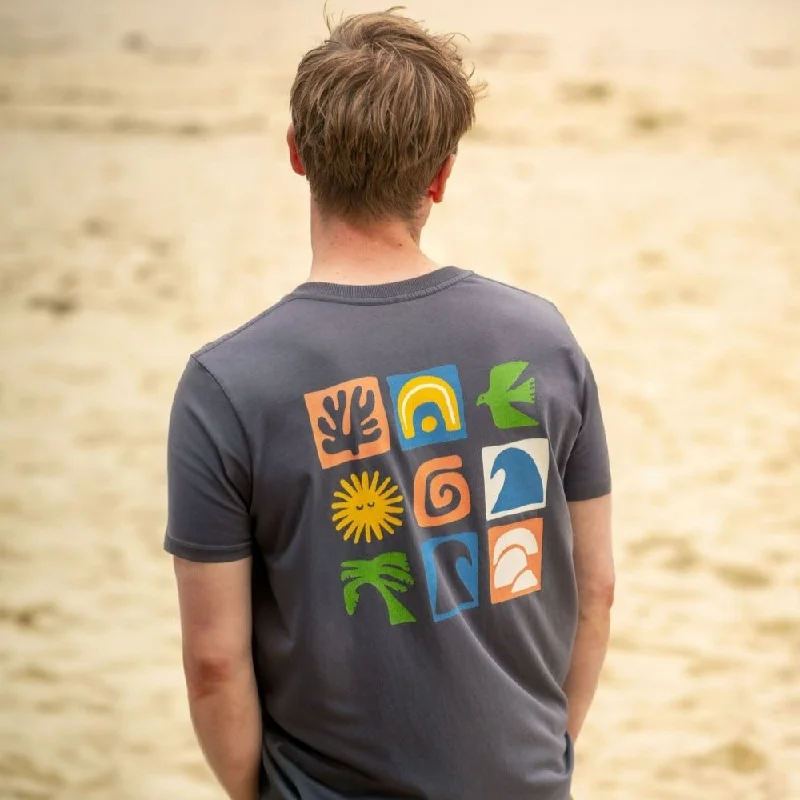 Men's Shirts with Appliquéd SleevesLife Outside T-Shirt
