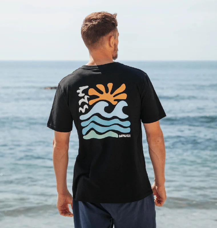 Versatile Men's Tank TopsOcean T-shirt