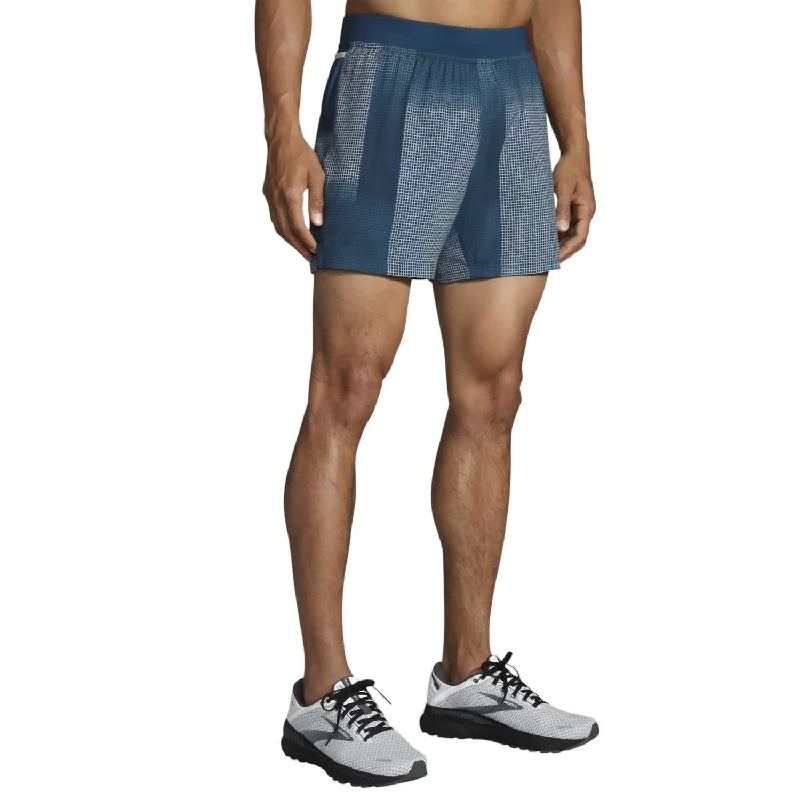 Resilient and Durable Men's Work ShortsMen's Sherpa 5" Short In Indigo Rush Altitude Print Resilient and Durable Men's Work ShortsMen's Sherpa 5" Short In Indigo Rush Altitude Print