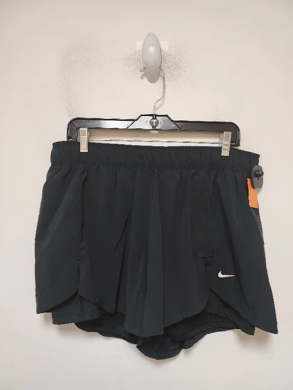Office-Appropriate Men's Dress and Chino ShortsAthletic Shorts By Nike Apparel In Black, Size: Xl Office-Appropriate Men's Dress and Chino ShortsAthletic Shorts By Nike Apparel In Black, Size: Xl