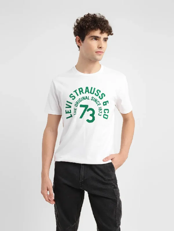 Men's Shirts with Hidden PocketsMen's Typographic Print Slim Fit T-shirt