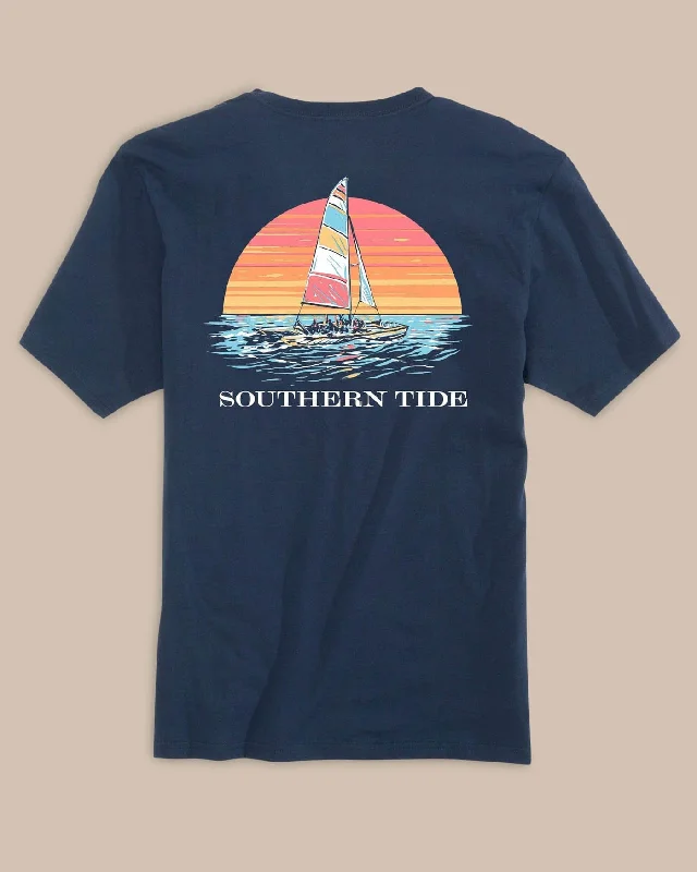 Men's Shirts with Ruffled HemlinesSunset Silhouette T-Shirt