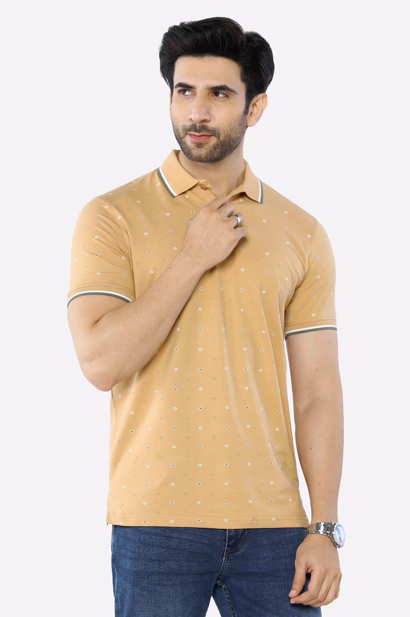 Men's Shirts with Ruffled HemlinesBeige Printed Polo