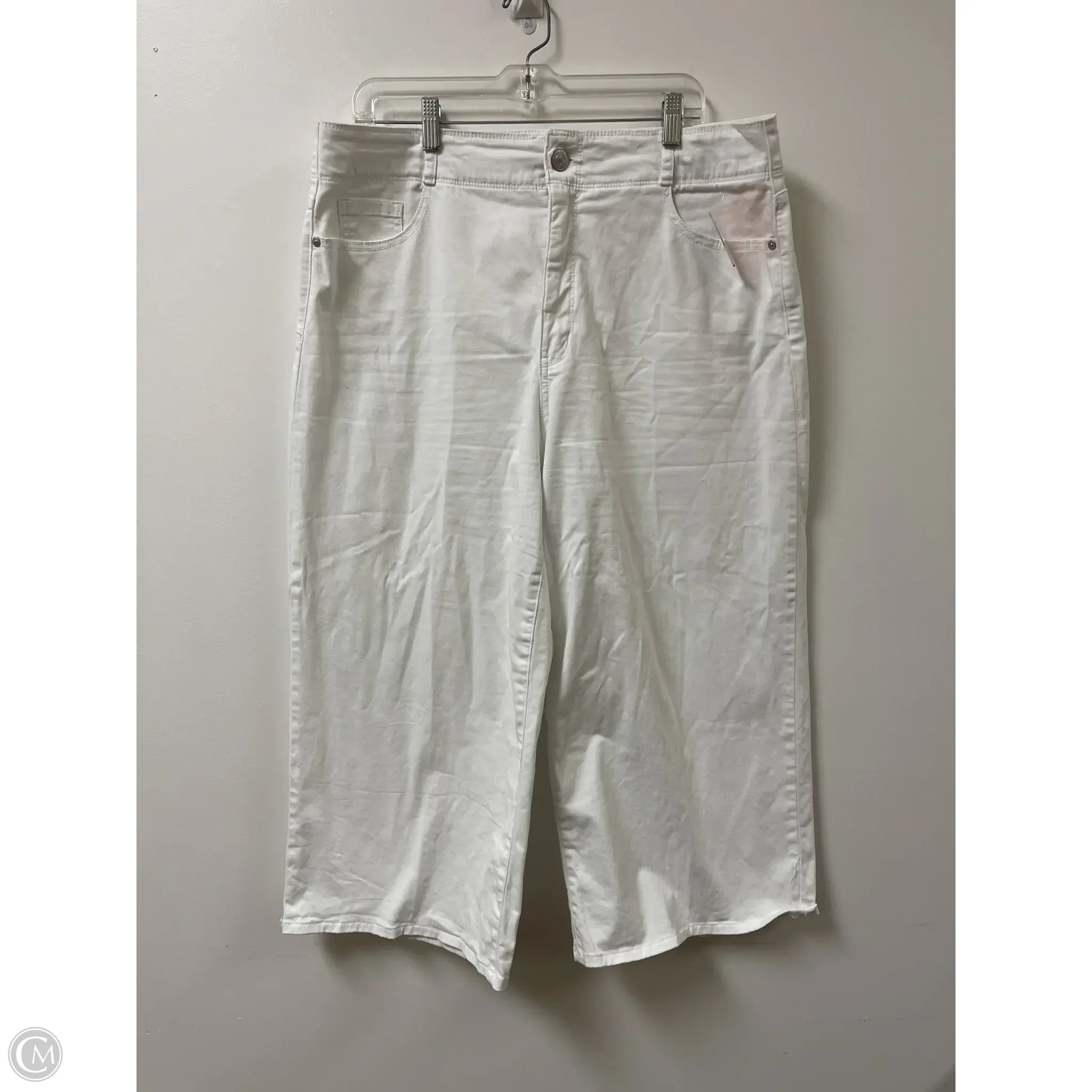 Men's Jeans in Different ColorsJeans Wide Leg By Gloria Vanderbilt In White Denim, Size: 16