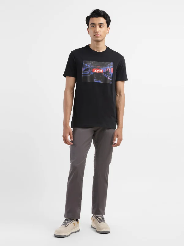 Classic Men's Button-Up ShirtsMen's Graphic Print Round Neck T-shirt