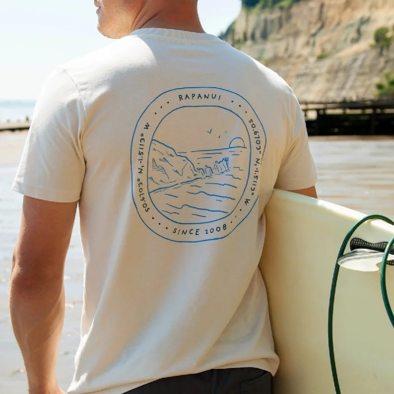 Men's Shirts with Wingtip CollarsAcross The Solent T-Shirt