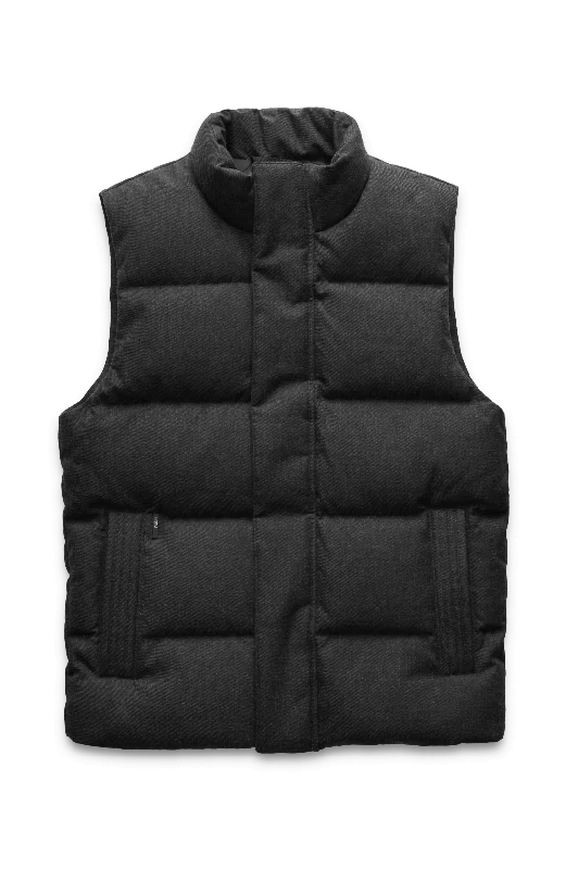 Men's Coats with Contrast StitchingVale Men's Quilted Vest