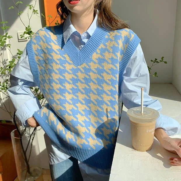Men's Sweaters for Casual OccasionsKittenAlarm - Casual Houndstooth Pattern Knitted Vest Sweater
