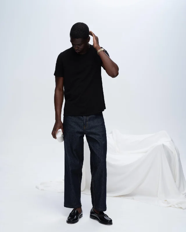 Men's Shirts with Embellished CollarsClassic Jersey Crew Neck Tee - Black